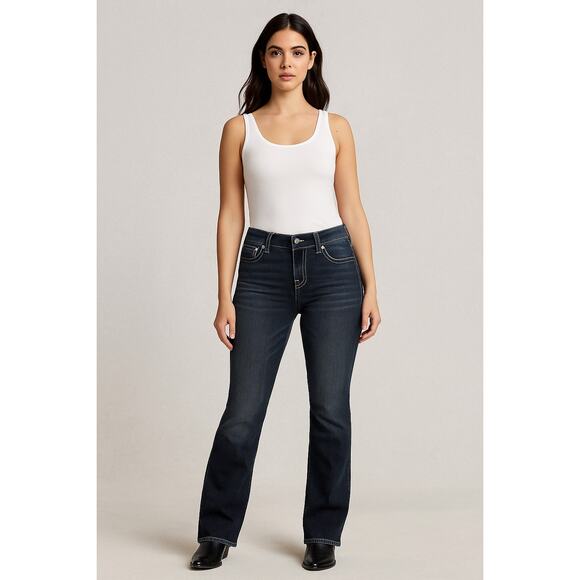 Ariat REAL Women’s Denim Jeans – Size 27R – Durable, Flattering & Western-Ready - Picture 3 of 6